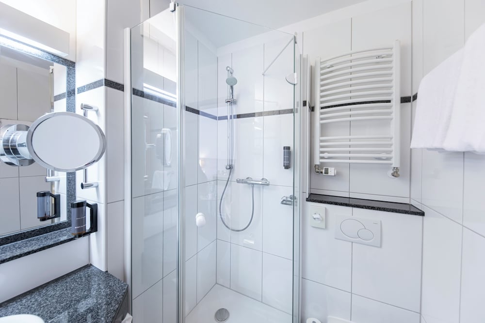 غرفة بسريرين منفصلين، Achat Hotel Lohr am Main 6/6