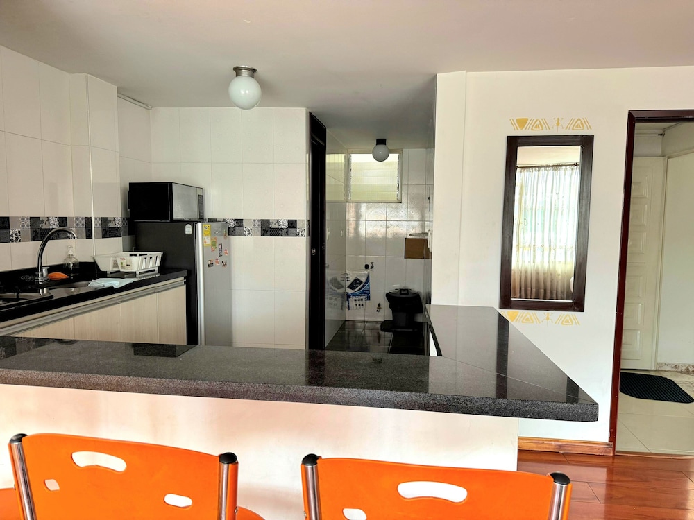 Hotel Oporto 83 11/50