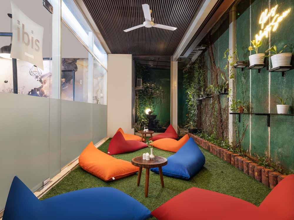 Ibis Jakarta Senen 35/56