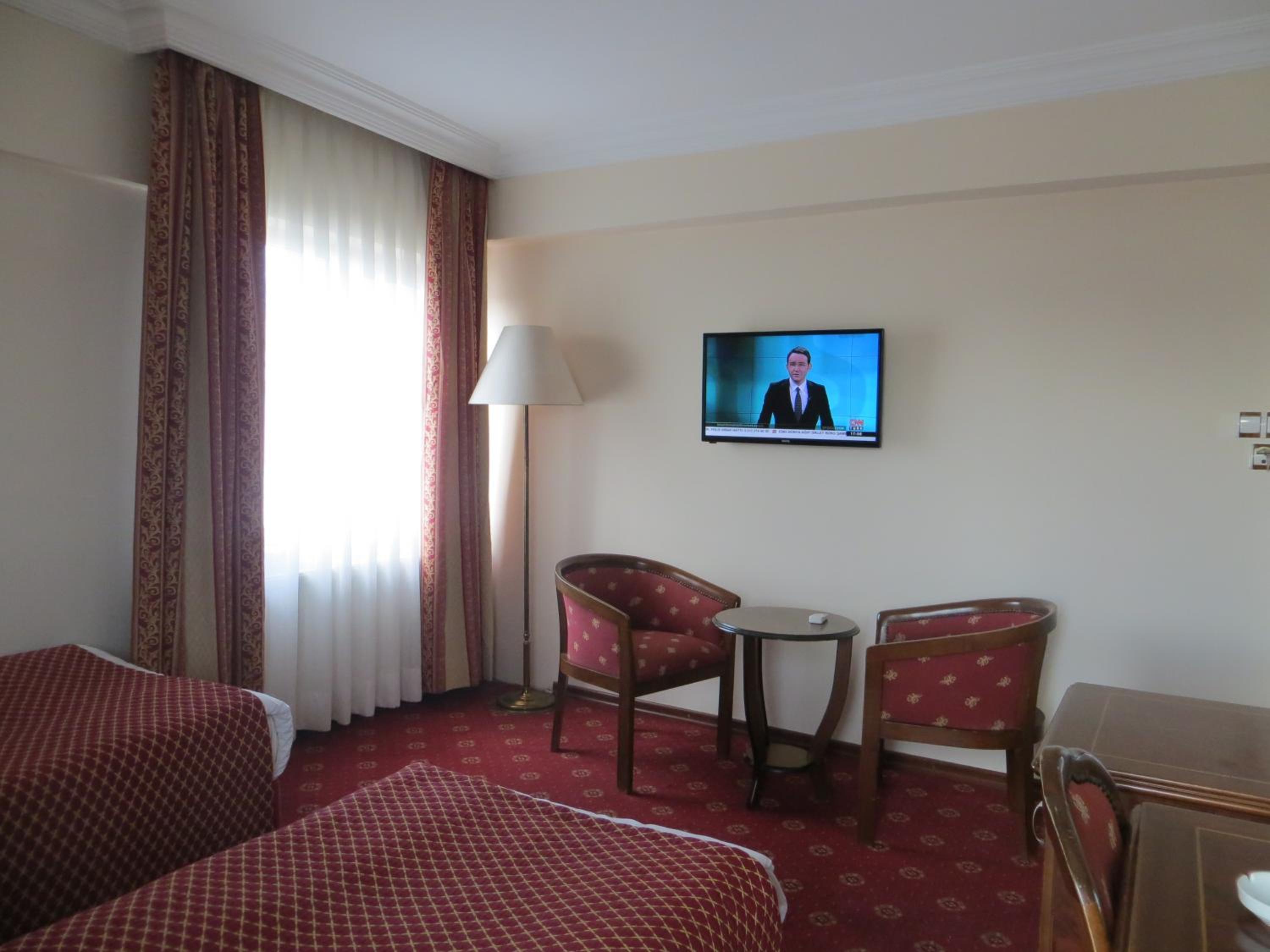 Ozilhan Hotel 43/59