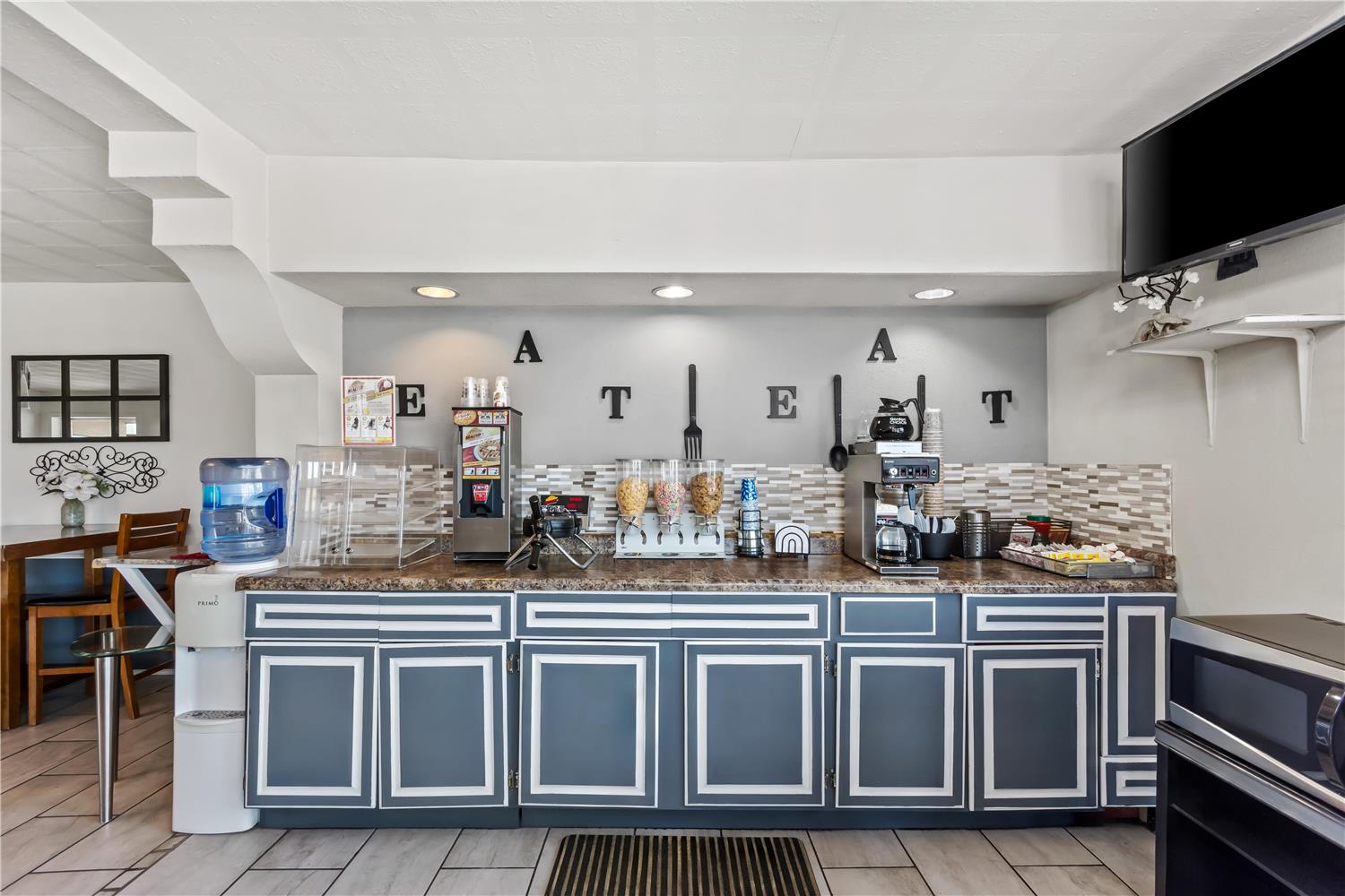 Americas Best Value Inn & Suites Williamstown 43/61
