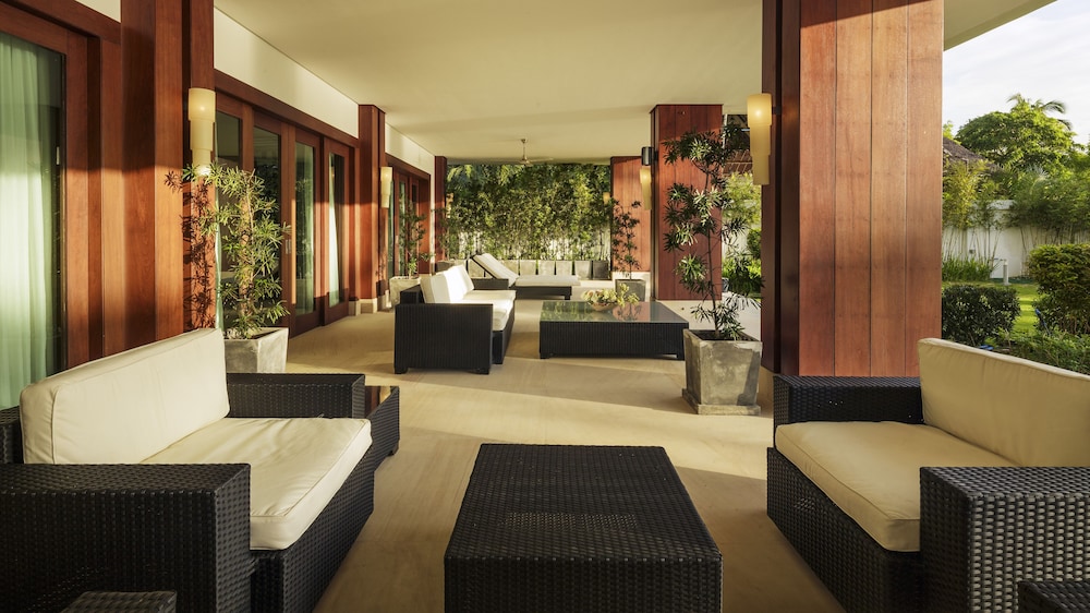 Under The Stars Luxury Apartments 19/32