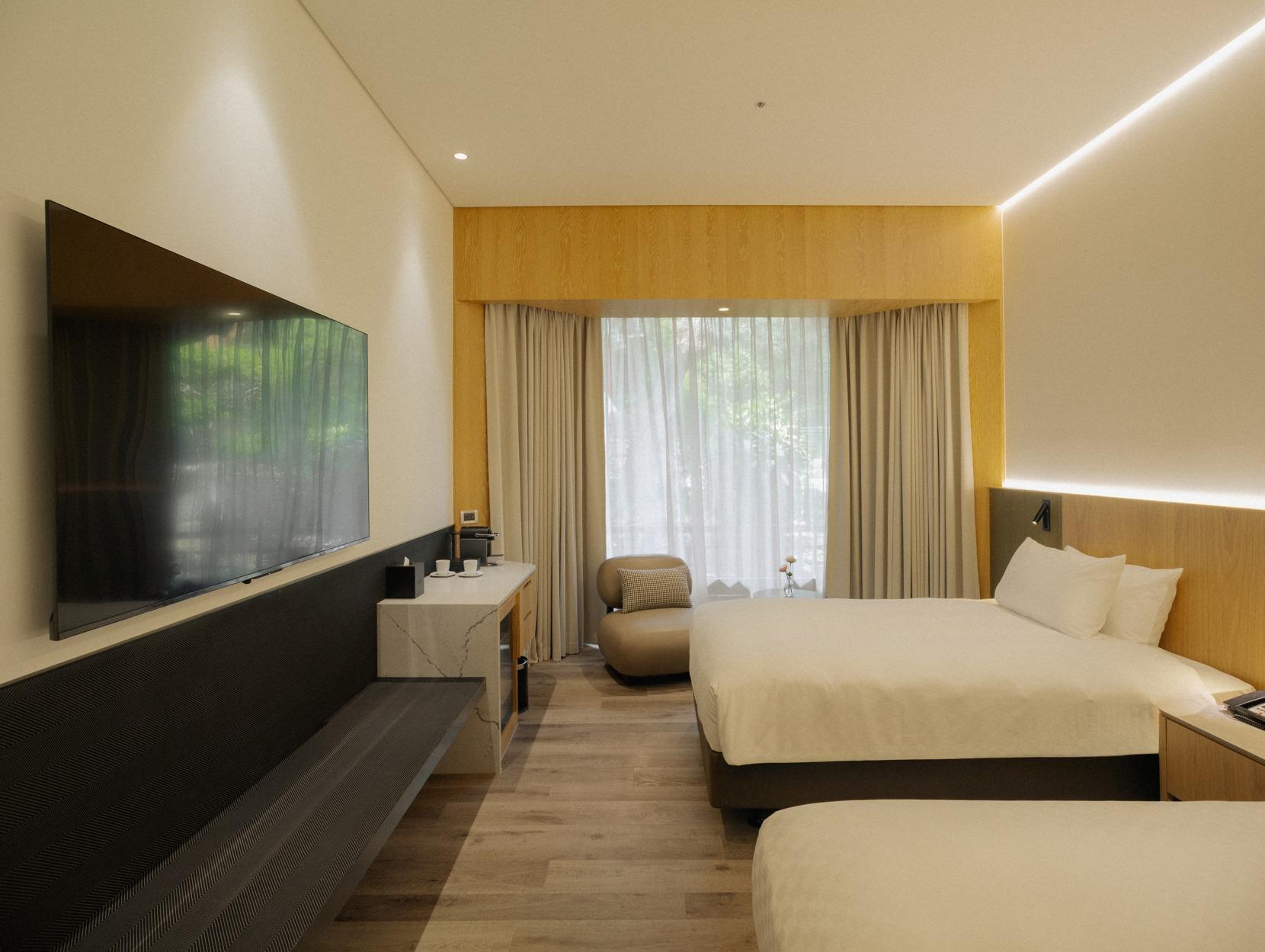 Gold, Pavilion, Twin Beds, Back Building