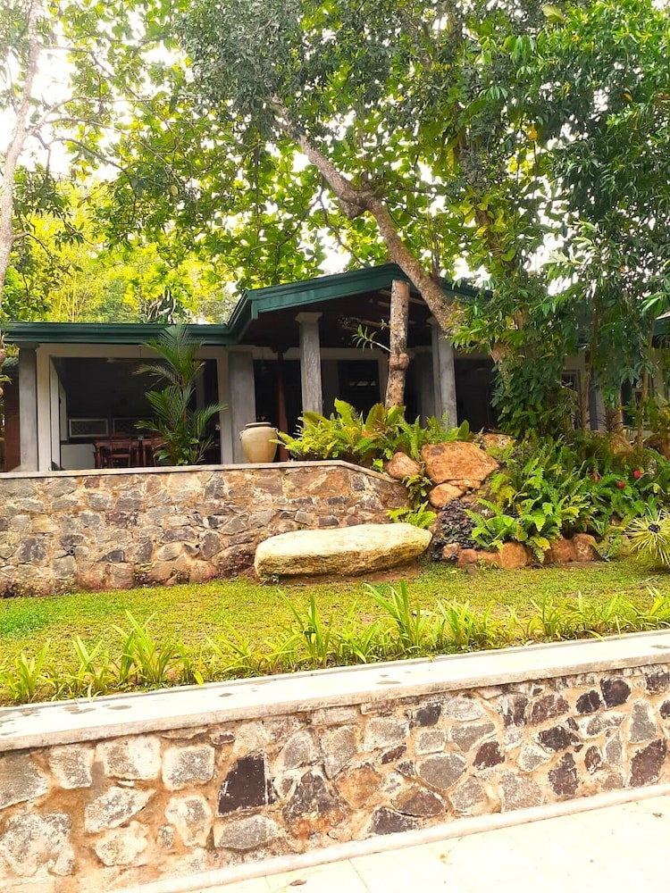 Villa Birdlake 38/50