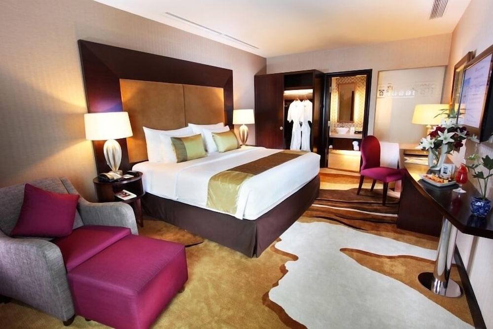 Swiss-Belhotel Ambon 10/69
