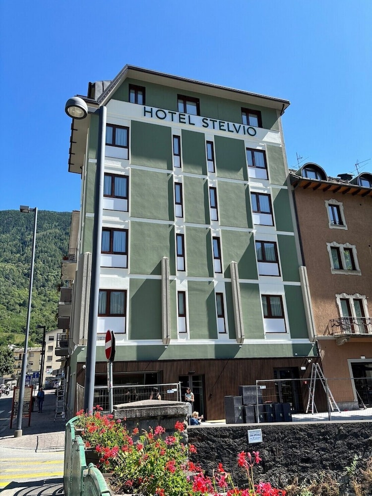 Hotel Stelvio Tirano 2/76