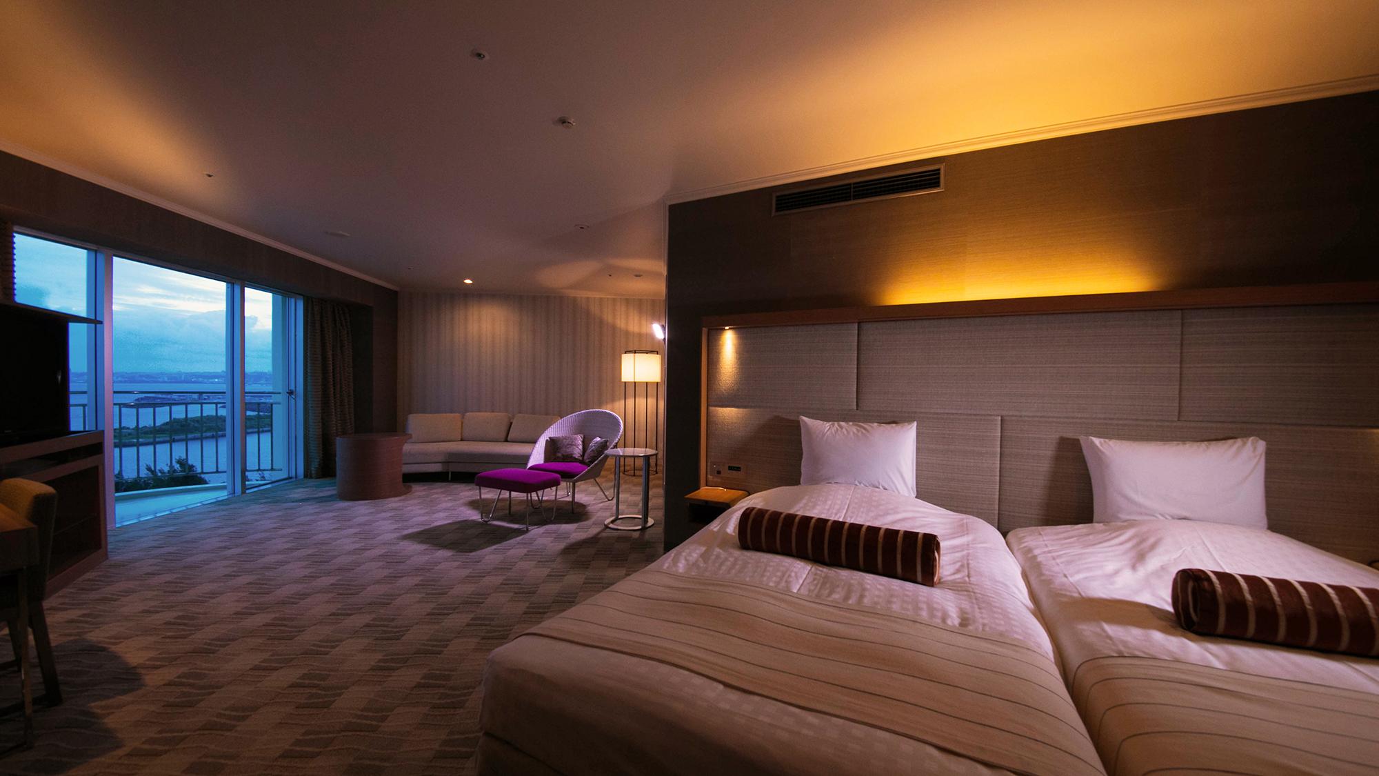 Room, Twin Beds, Ocean View, Main Building, Corner