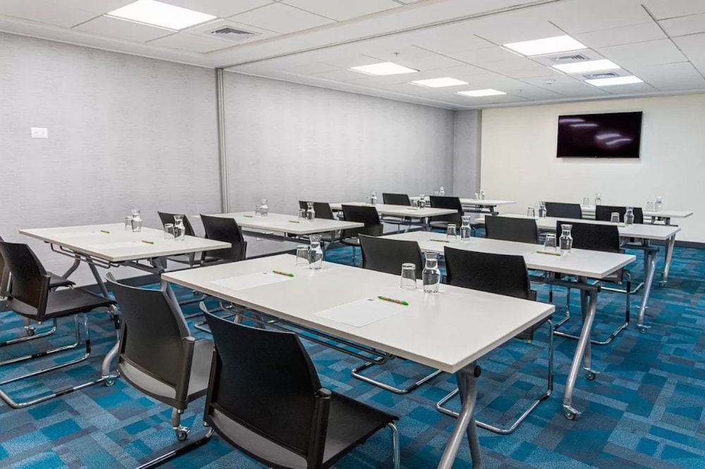 Ibis Styles Lima Benavides Miraflores 38/48