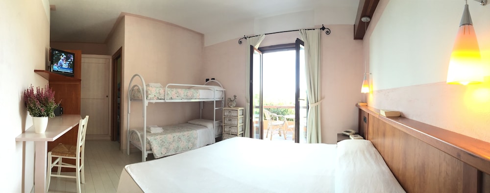 Hotel Cala Reale 22/65