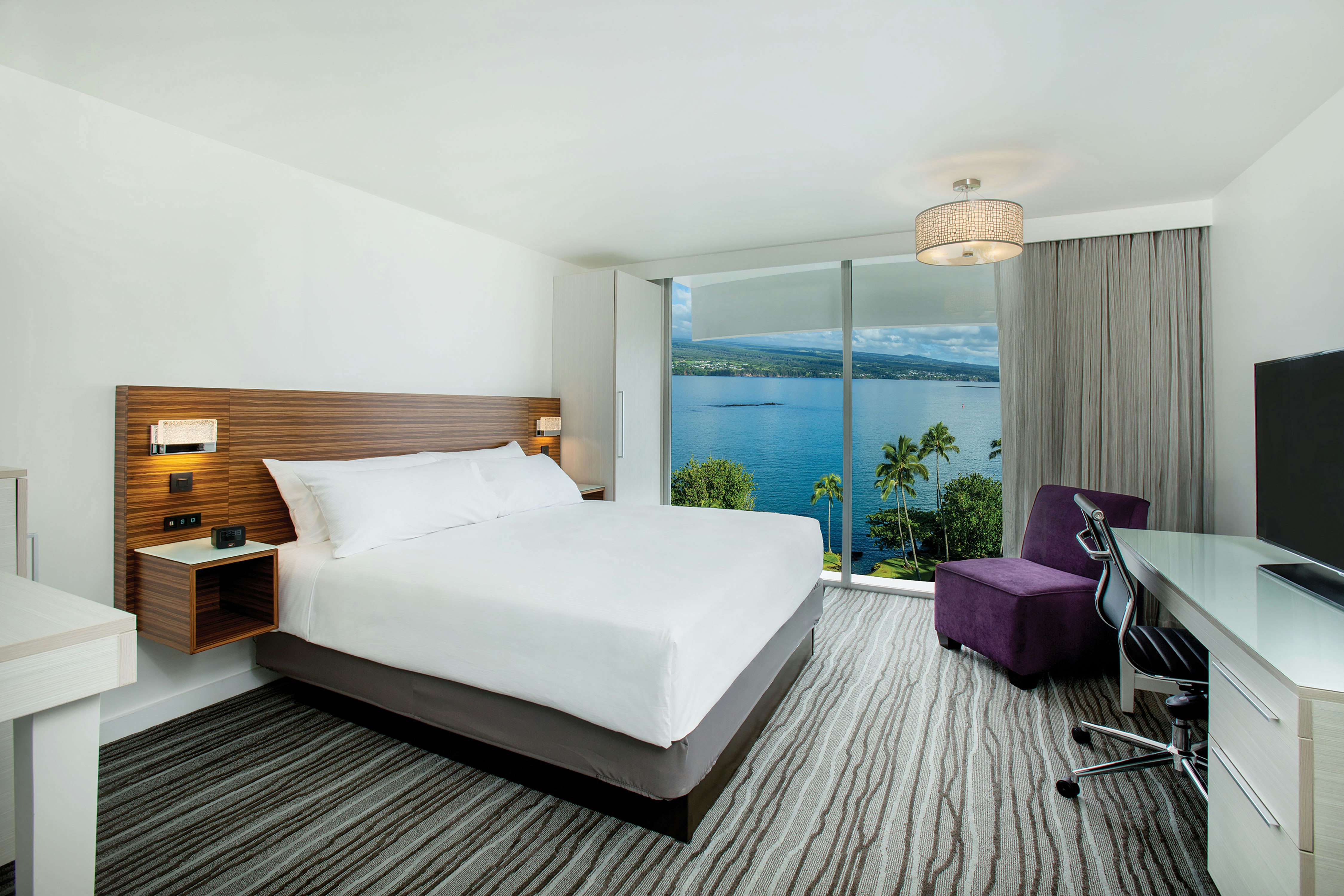 ROOM, KING BED, OCEAN VIEW