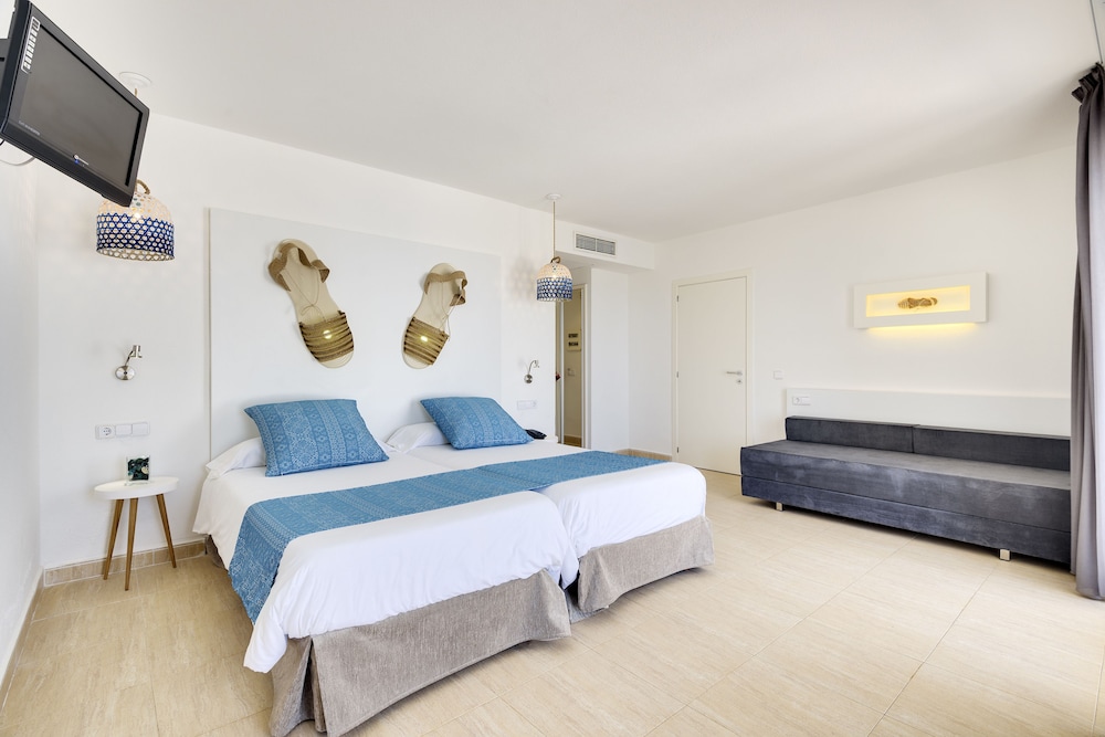Deluxe, Twin Beds, Sea Front, Hydromassage