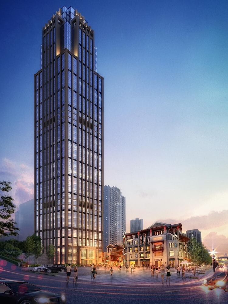Howard Johnson by Wyndham Zhujiang Hotel Chongqing 8/18