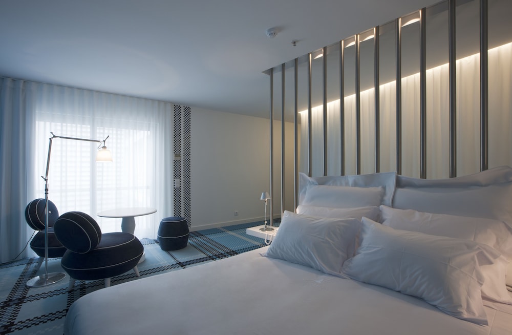Macarico Beach Hotel 9/66