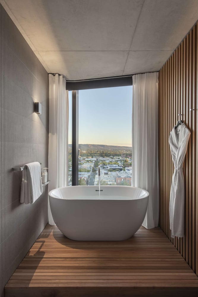 Vibe Hotel Adelaide 12/50