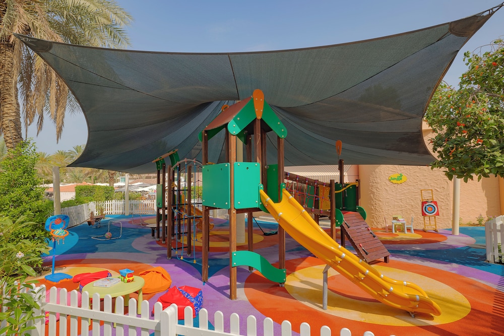 Al Habtoor Grand Resort, Autograph Collection 64/75