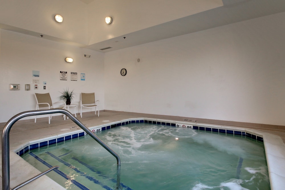 Holiday Inn Express Hotel & Suites Peru - Lasalle Area 39/66