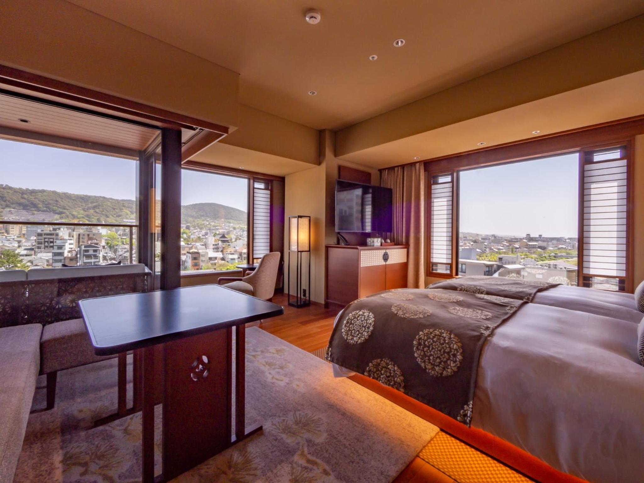 Premium, Twin Beds, Corner
