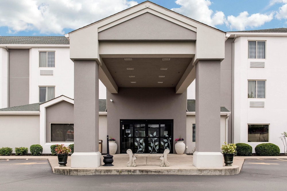 Sleep Inn & Suites Columbus South 1/52