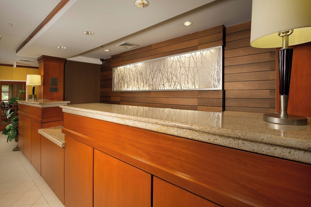 Fairfield Inn & Suites By Marriott Waco North 6/73