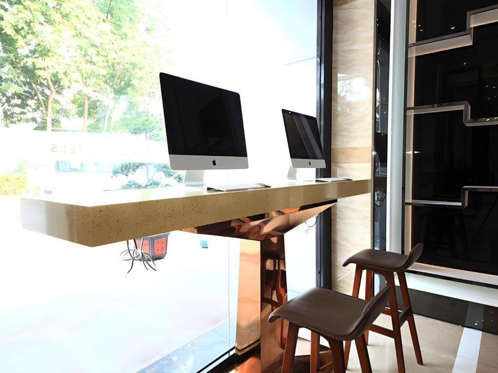 Lavande Hotel (Shenzhen Airport New Terminal) 41/46
