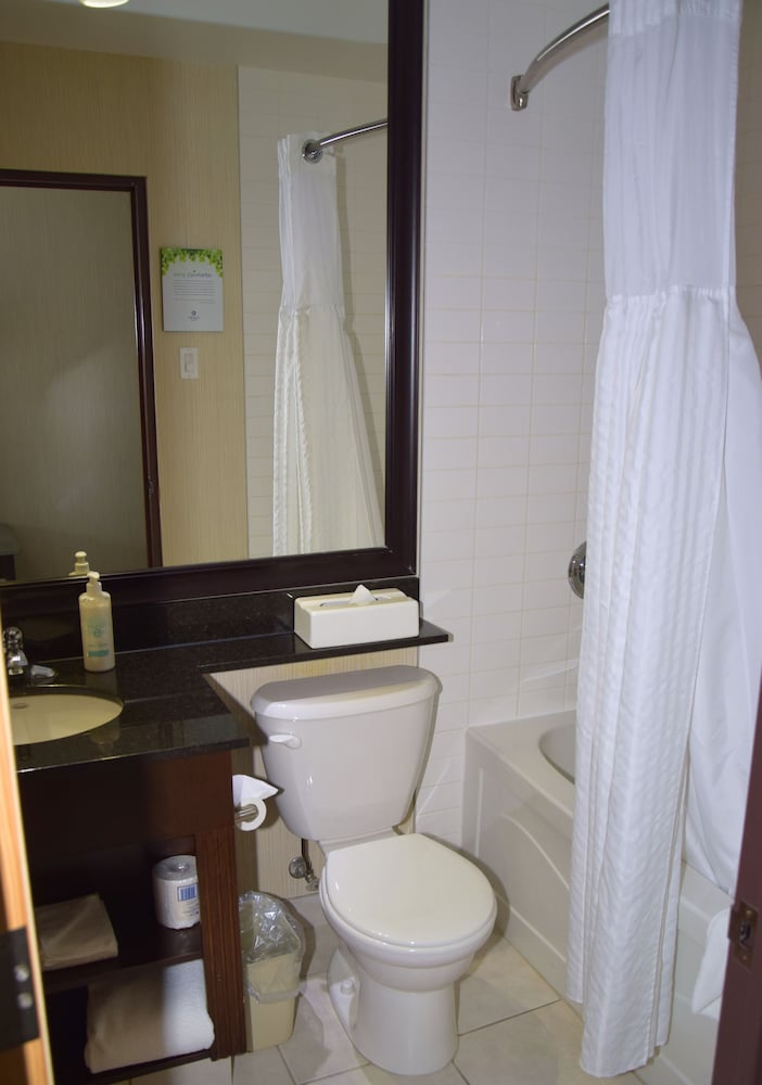 Coast Lethbridge Hotel and Conference Centre 50/50