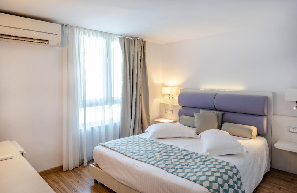 Triton Boutique Hotel 9/47