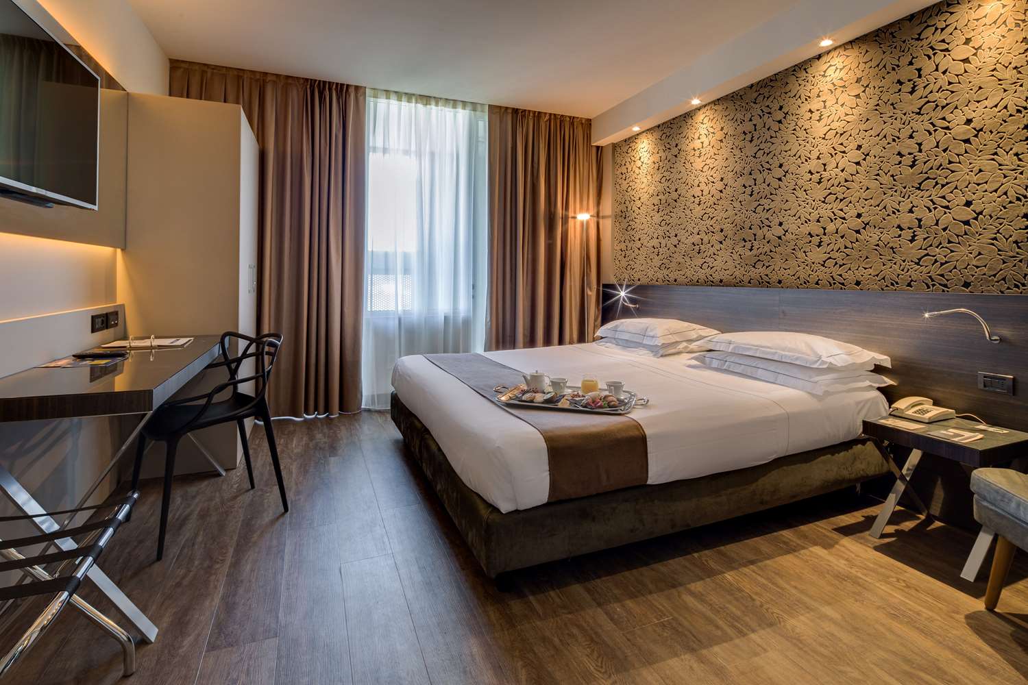 Best Western Plus Hotel Farnese 14/61