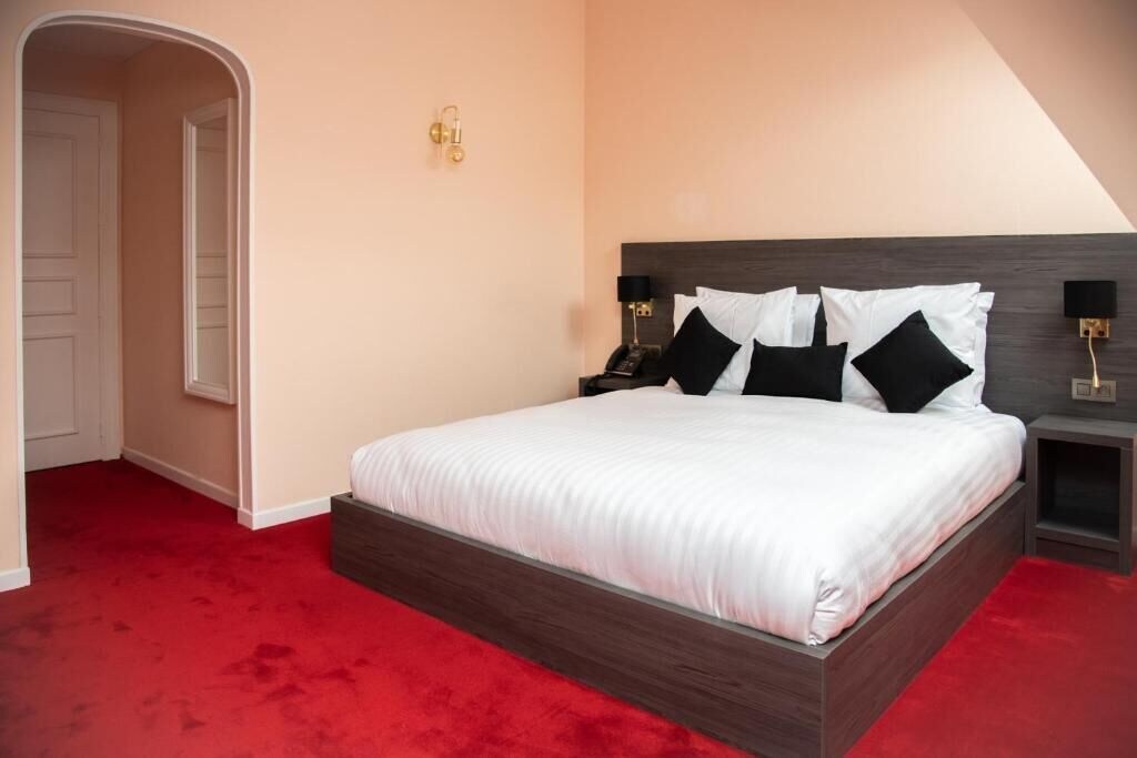 STANDARD, DOUBLE BED