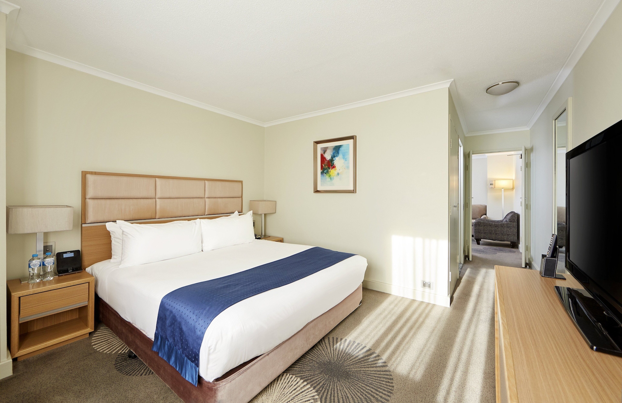 Suite, King Bed