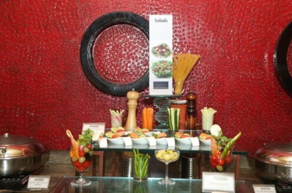 Welcomhotel by ITC Hotels, Ashram Road, Ahmedabad 56/71