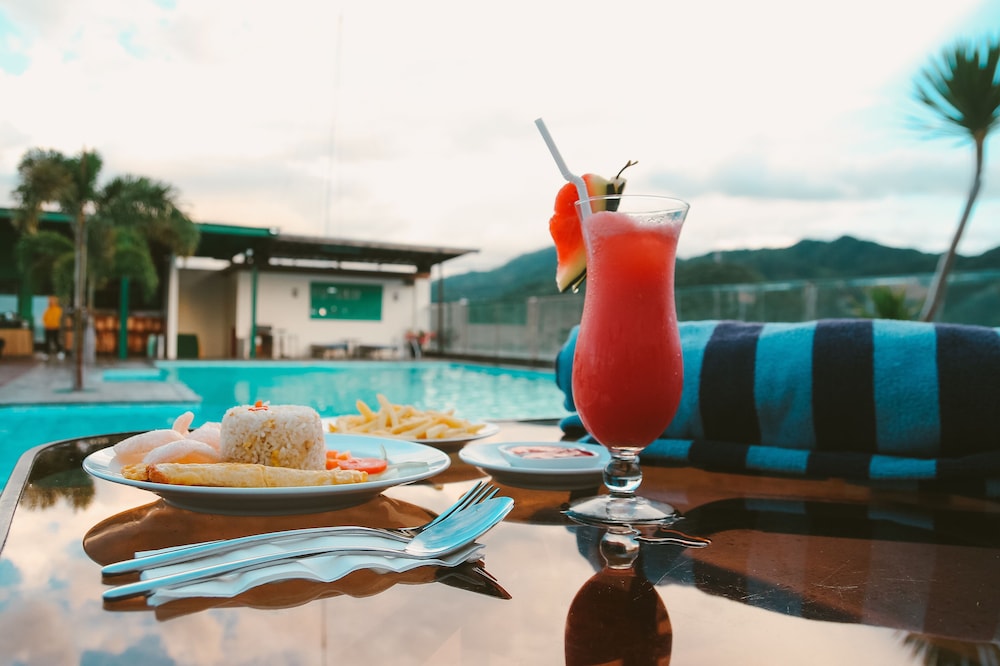 Grand Q Hotel Gorontalo 2/46