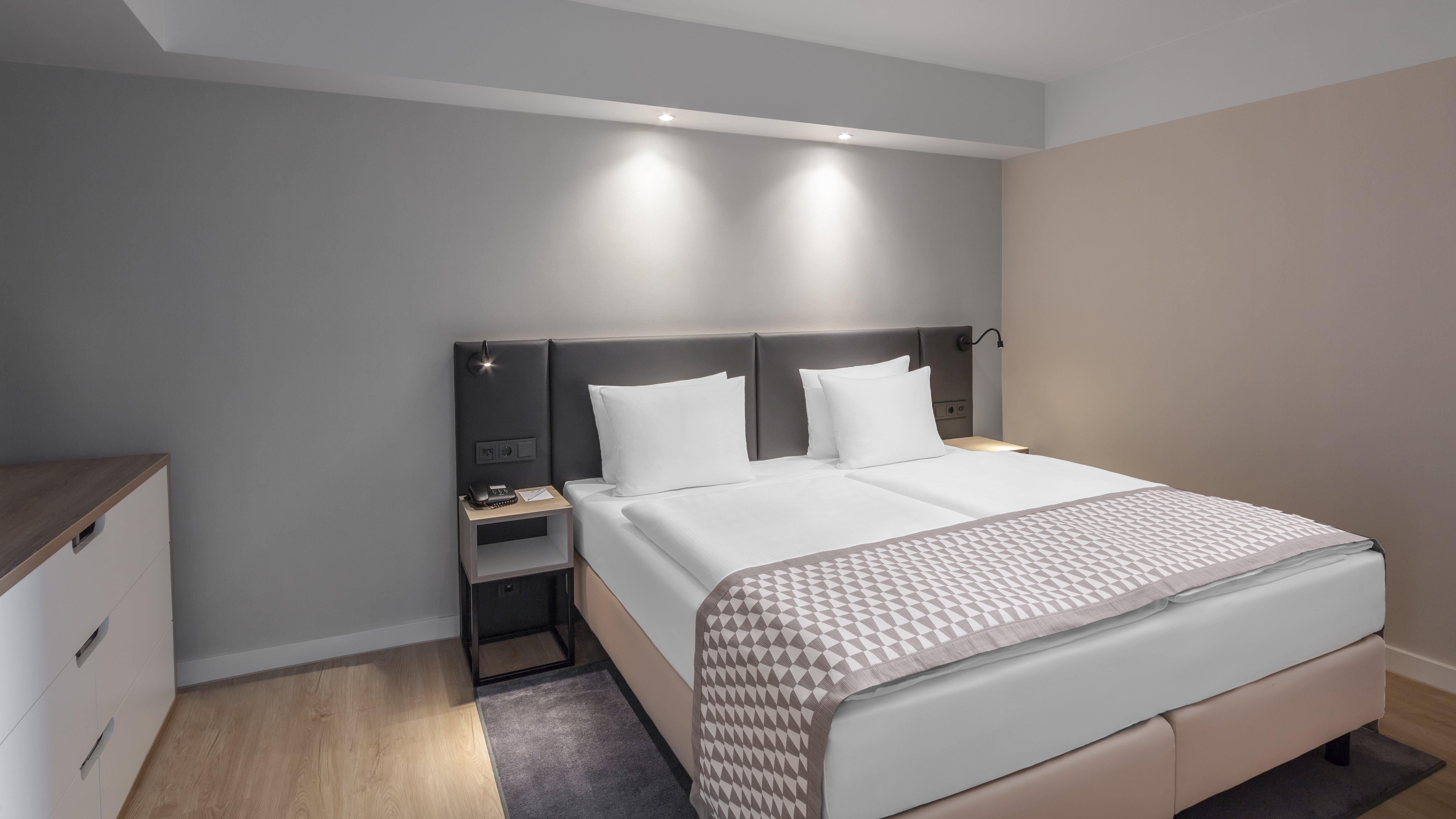 Premium, King Bed