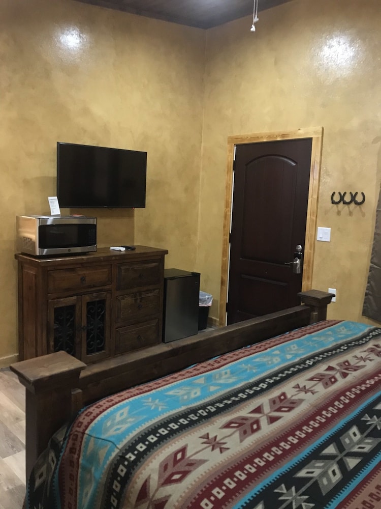 Paisano Village RV Park & Inn 2/16
