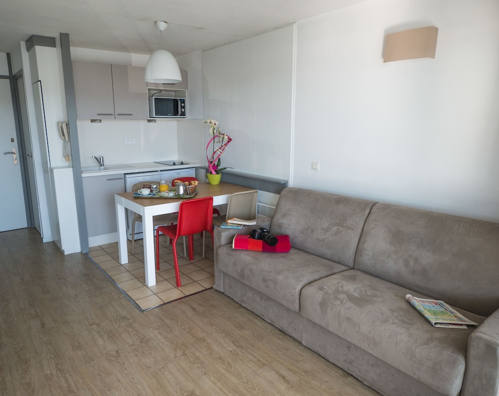 Residence Sokoburu 23/46