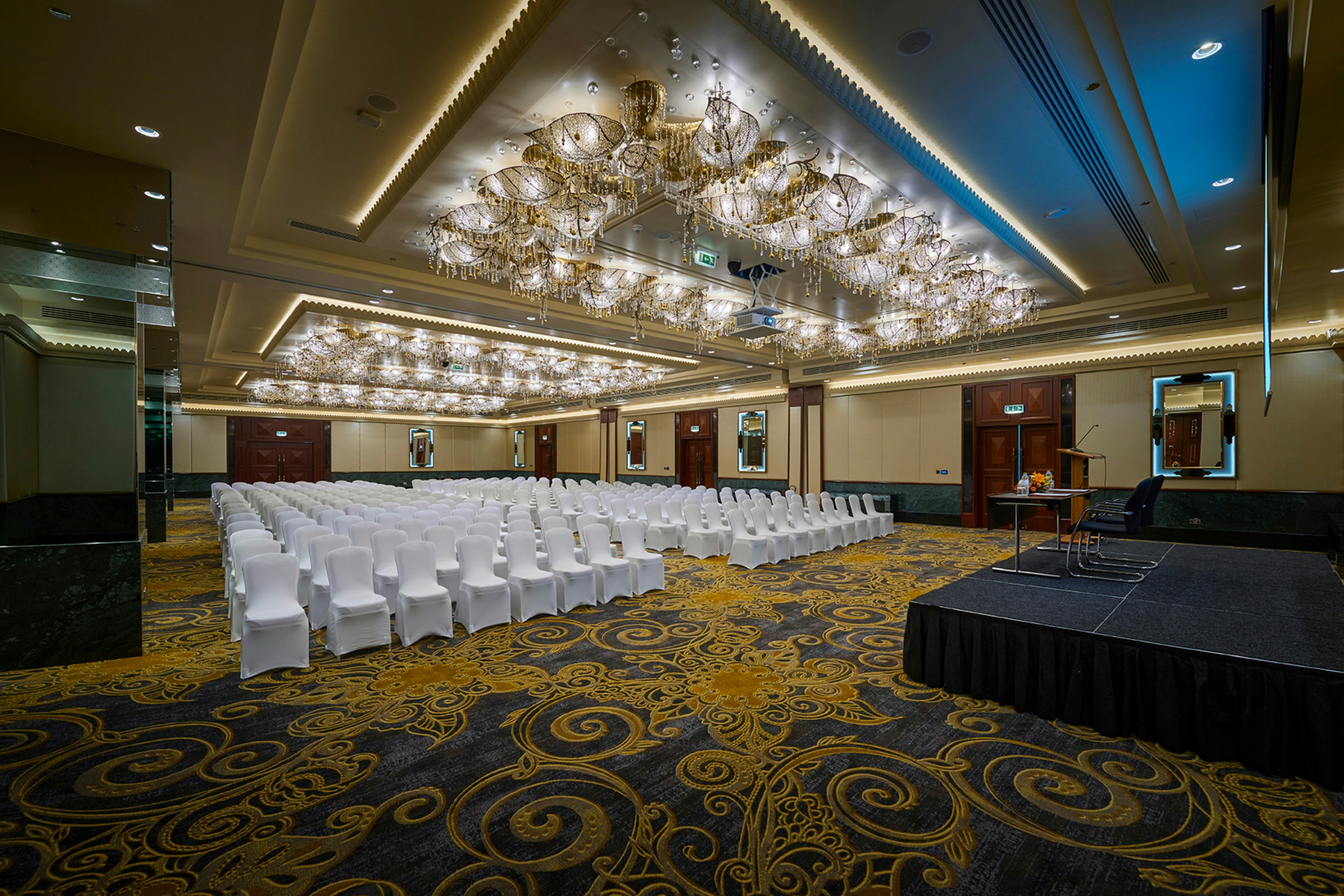 Millennium Airport Hotel Dubai 16/114