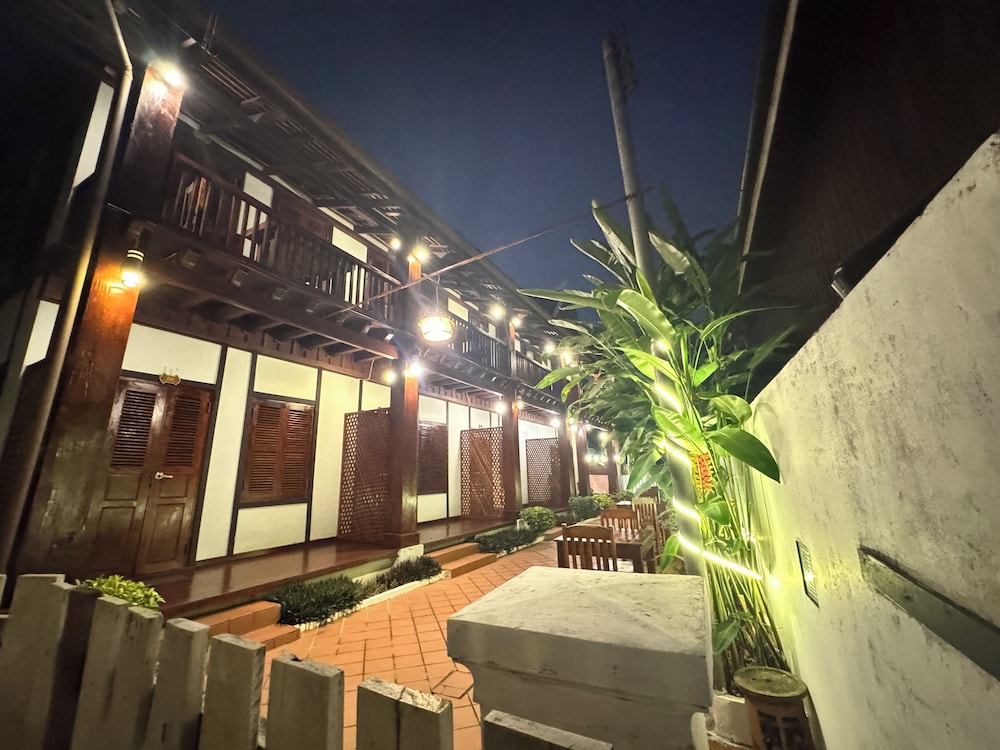 Villa Kee Lee Hotel 4/28