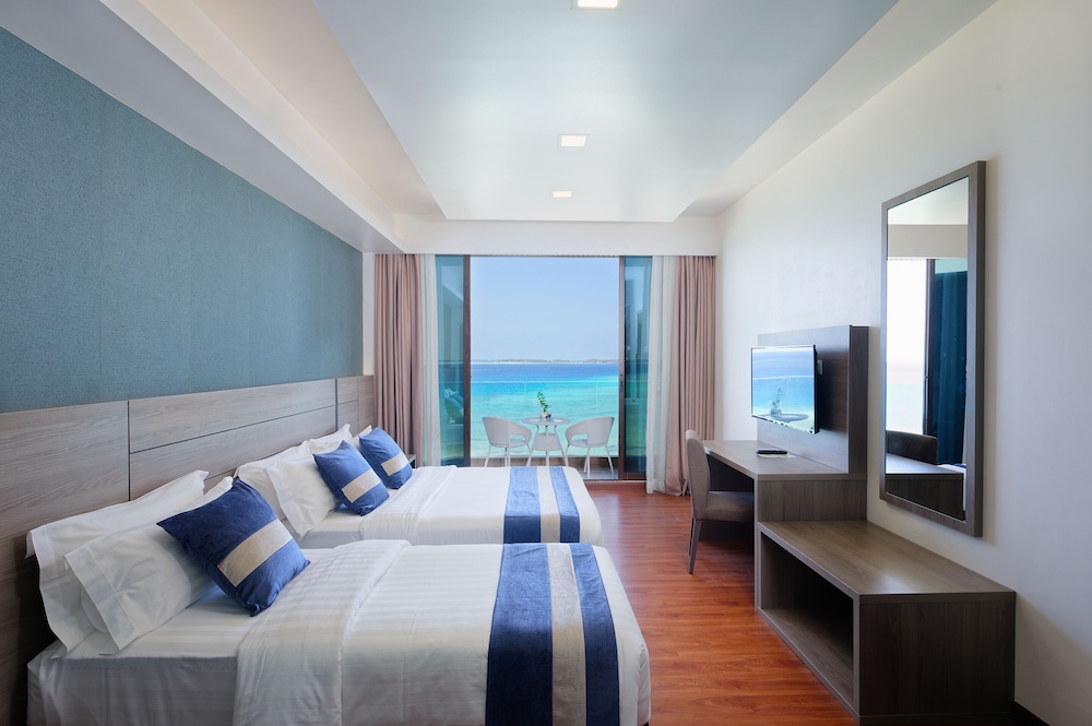 Arena Beach Hotel 10/48