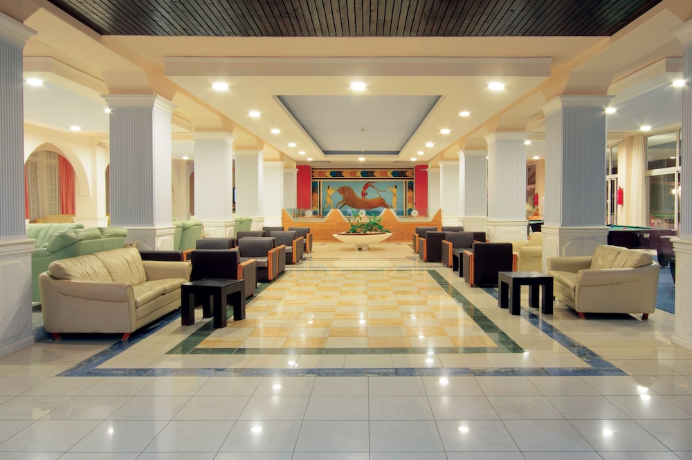 Atlantis Hotel 30/50