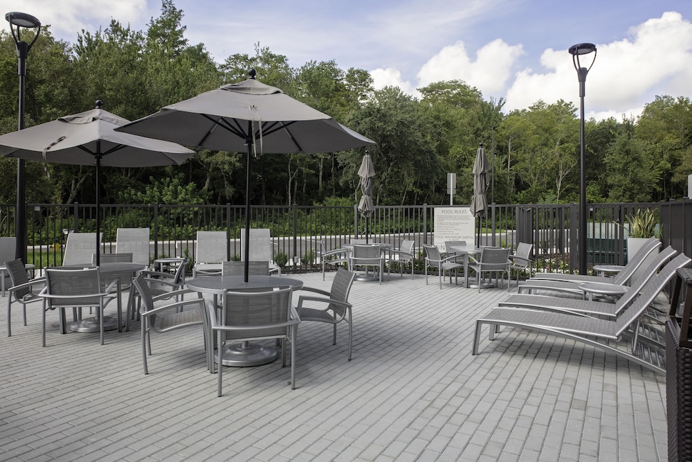 TownePlace Suites by Marriott Orlando Airport 21/26