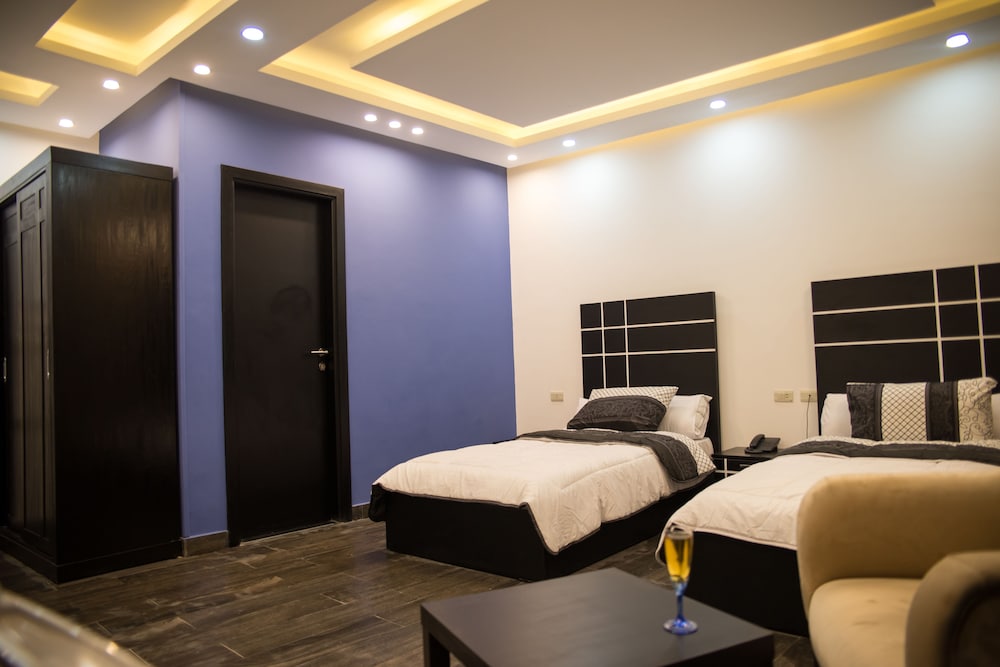 Marvel Stone Hotel 13/38