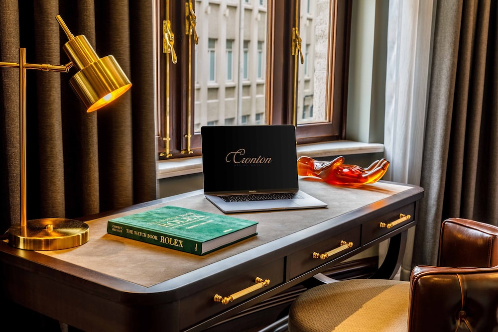 Cronton Design Hotel 44/50