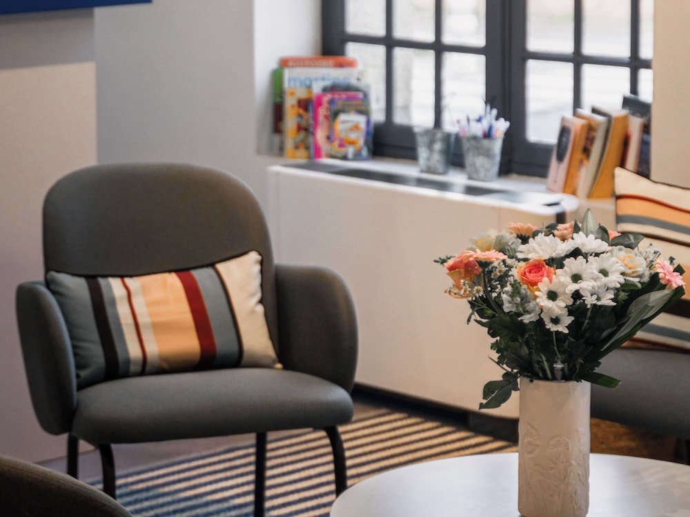 IBIS STYLES VANNES GARE CENTRE 43/61