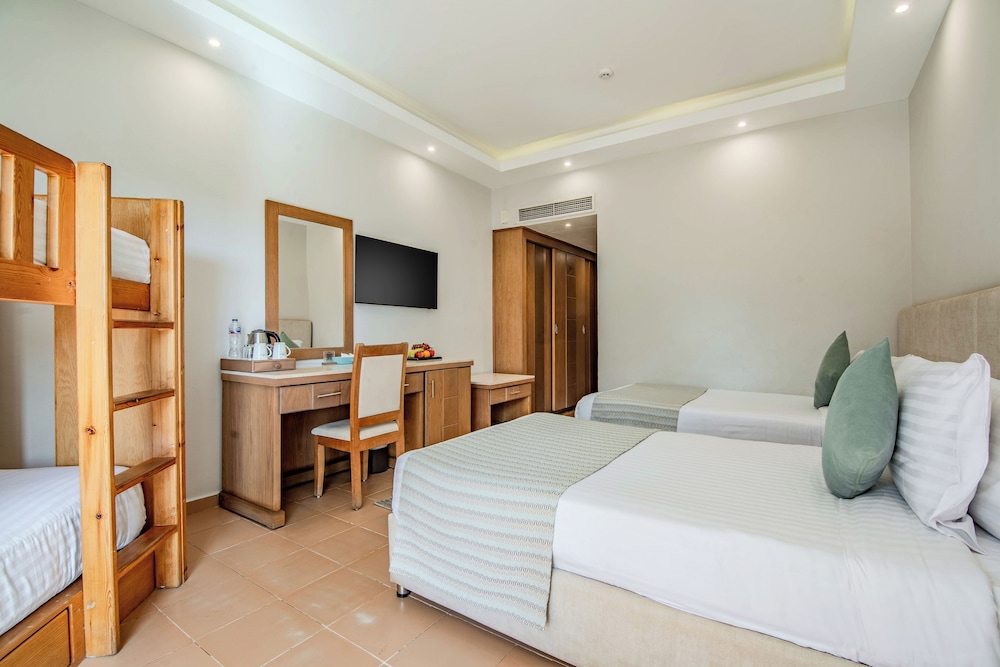 SUNRISE Aqua Joy Resort 22/64
