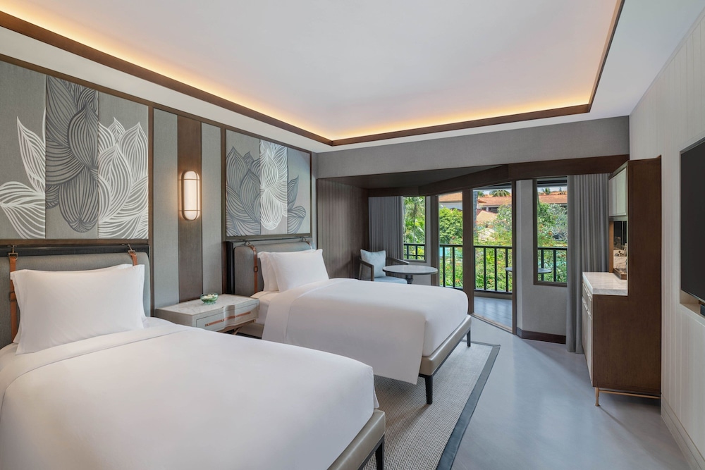Deluxe, 2 Double Beds, Lagoon View