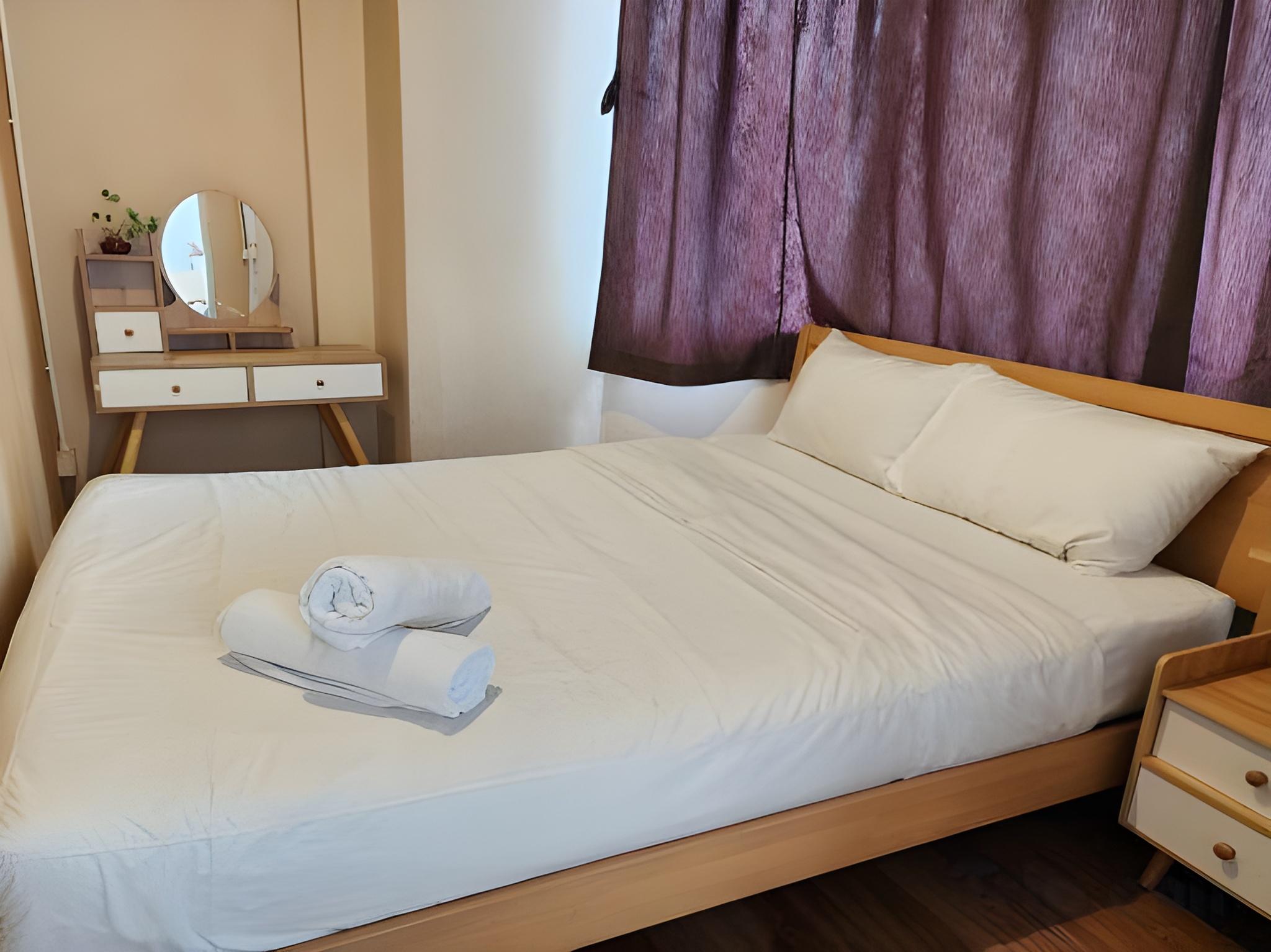 Private, Standard, Shared Bathroom