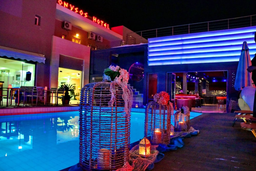 Dionisos Hotel 39/46