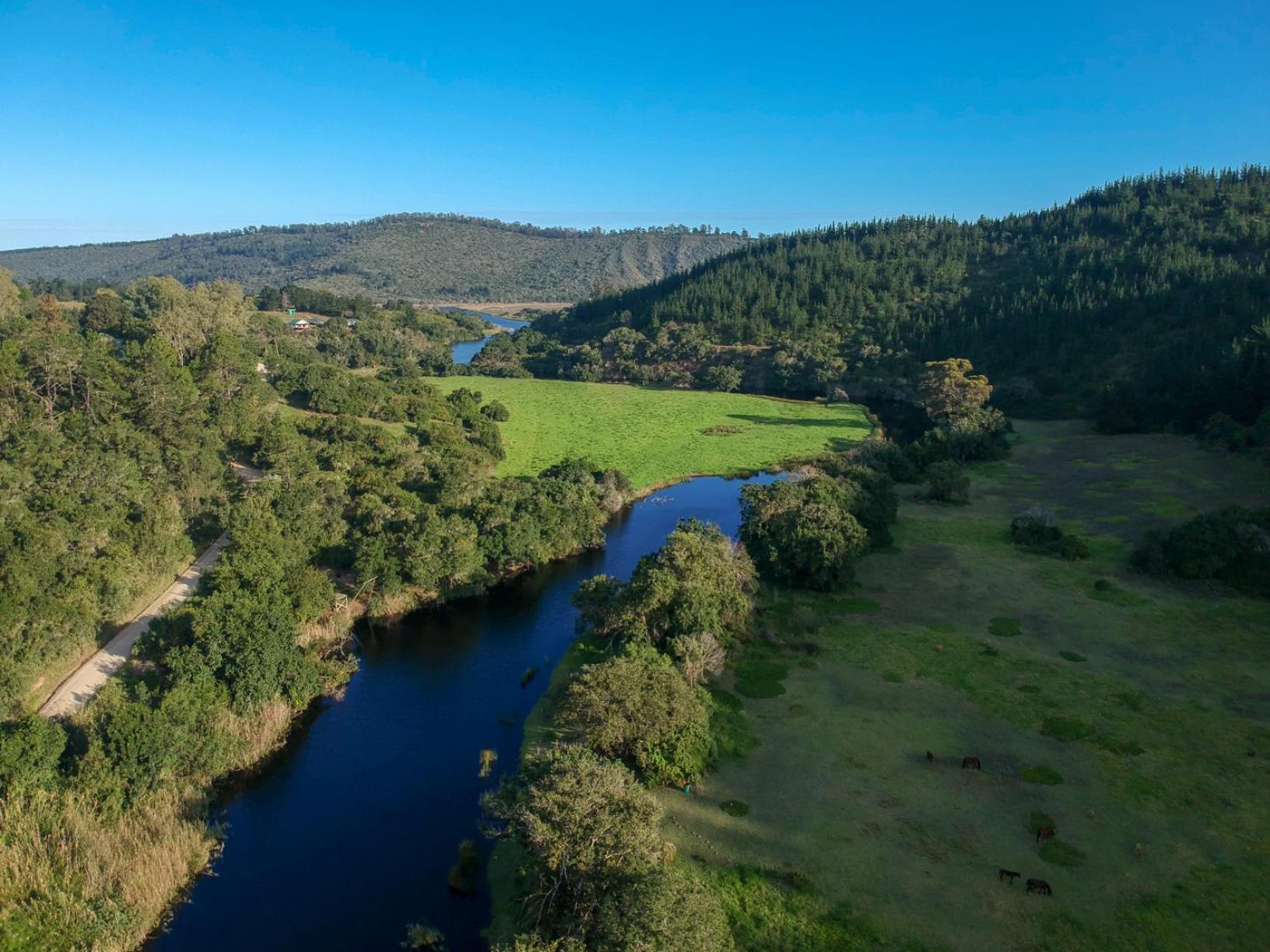 Eastbrook River Lodge 25/50