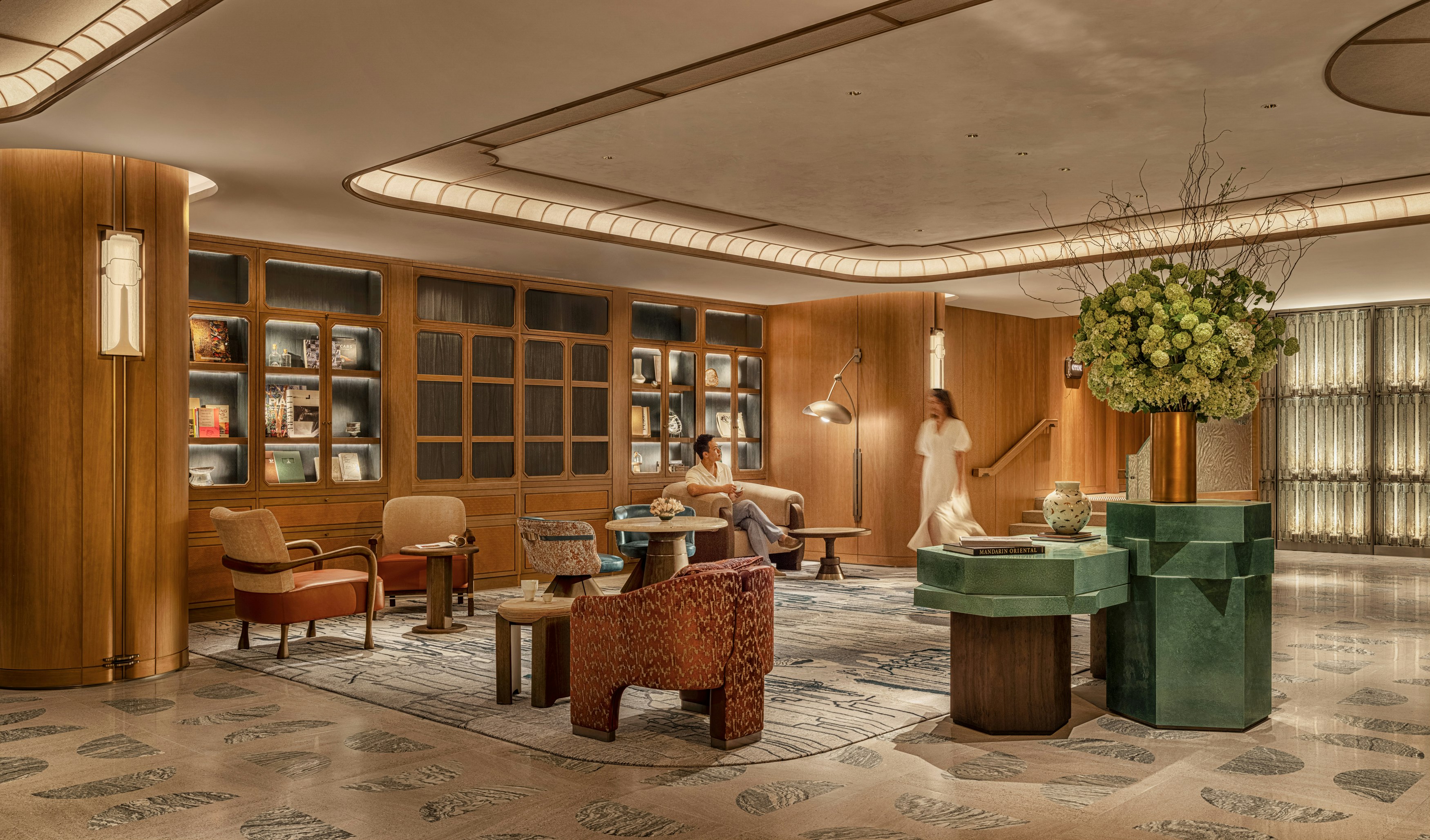 Mandarin Oriental The Landmark, Hong Kong 55/75