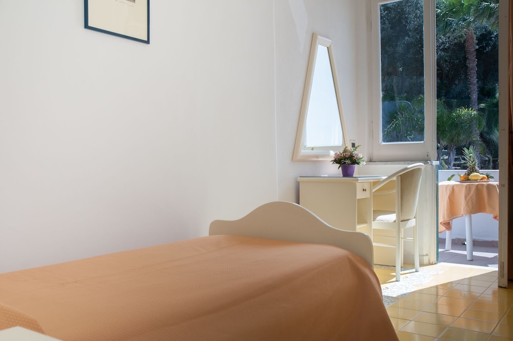 Hotel Villa Bianca 8/50