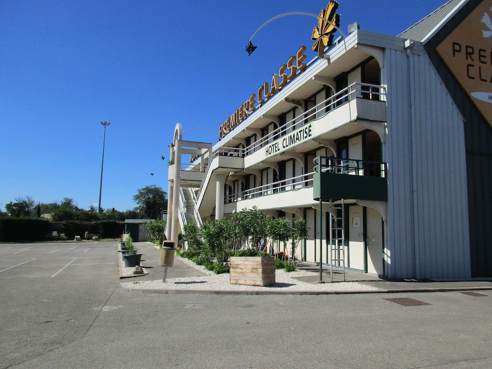 Premiere Classe Avignon Nord - Le Pontet 8/60